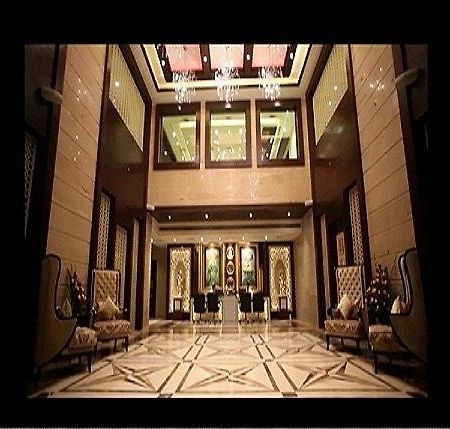 Hotel Vijay Intercontinental Kanpur Zewnętrze zdjęcie