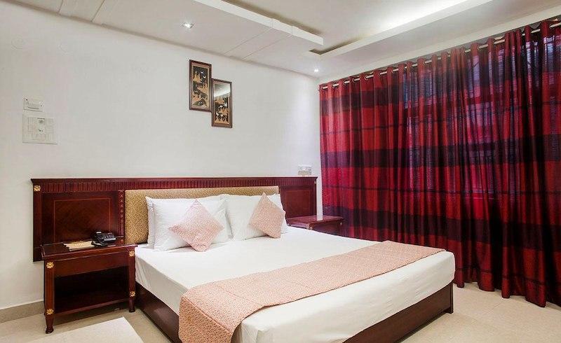 Hotel Vijay Intercontinental Kanpur Zewnętrze zdjęcie